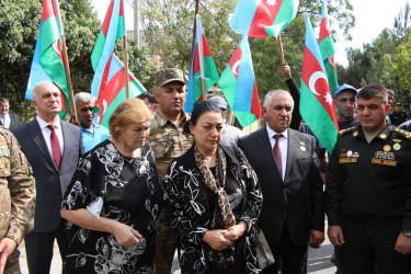 Şəhid Zülfüqarov Tənhan Cavanşir oğlunun xatirə lövhəsinin açılış mərasimi keçirildi