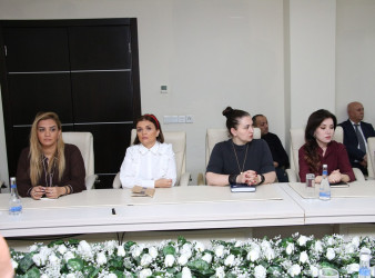 Səbail Rayon İcra Hakimiyyətində 31 dekabr - Dünya Azərbaycanlılarının Həmrəylik Günü və Yeni il münasibəti ilə tədbir keçirilmişdir