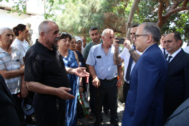 Rayon İcra Hakimiyyətinin başçısı 20-ci sahə yaşayış massivində sakinlərlə səyyar qəbul keçirmişdir