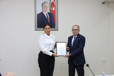 Səbail Rayon İcra Hakimiyyətində 31 dekabr - Dünya Azərbaycanlılarının Həmrəylik Günü və Yeni il münasibəti ilə tədbir keçirilmişdir